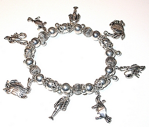 lobsters crabs seaside marine stretch charm bracelet